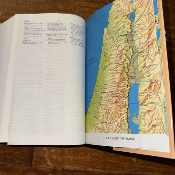 The Topical Chain Study Bible NAS Color Marked Concordance 1983 Hardback DJ - Picture 10 of 14